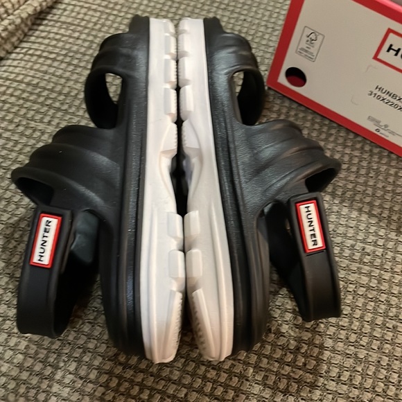 Hunter Bloom Algae Foam sandals (sz 8) - Picture 3 of 7